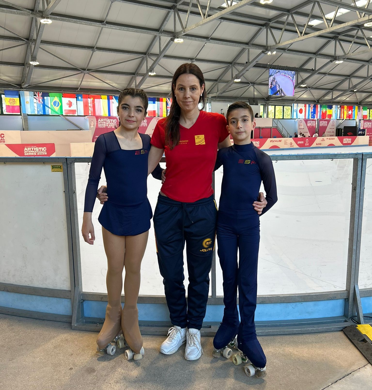 Brillante estreno de los navarros en la Copa del Mundo de Patinaje Art&iacute;stico